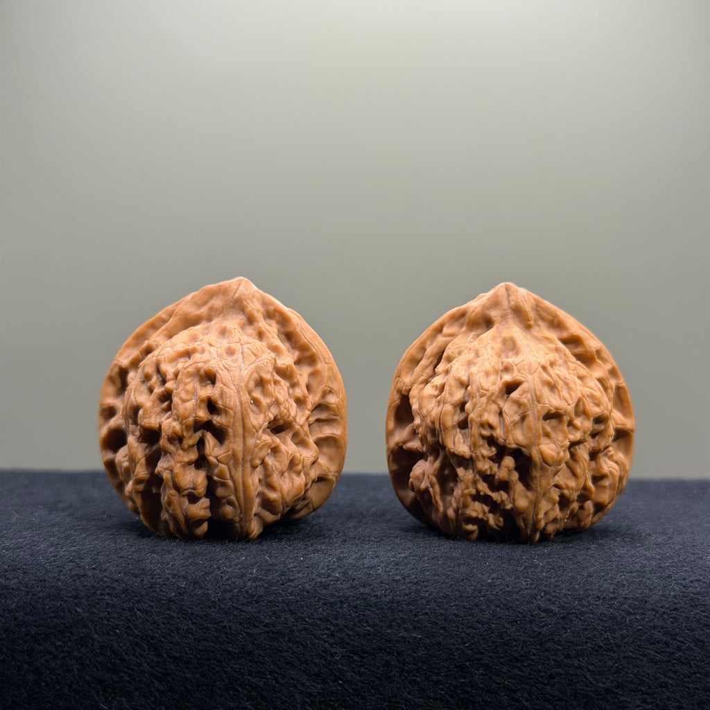 Rolling Ridge Wenwan Walnut · 37mm · Natural · Select Ritual