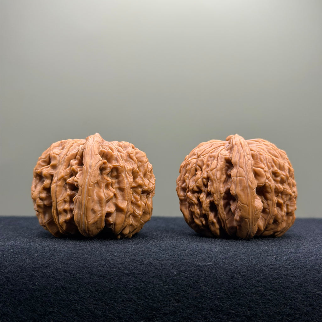 Four Towers Wenwan Walnut · 42mm · Select Ritual