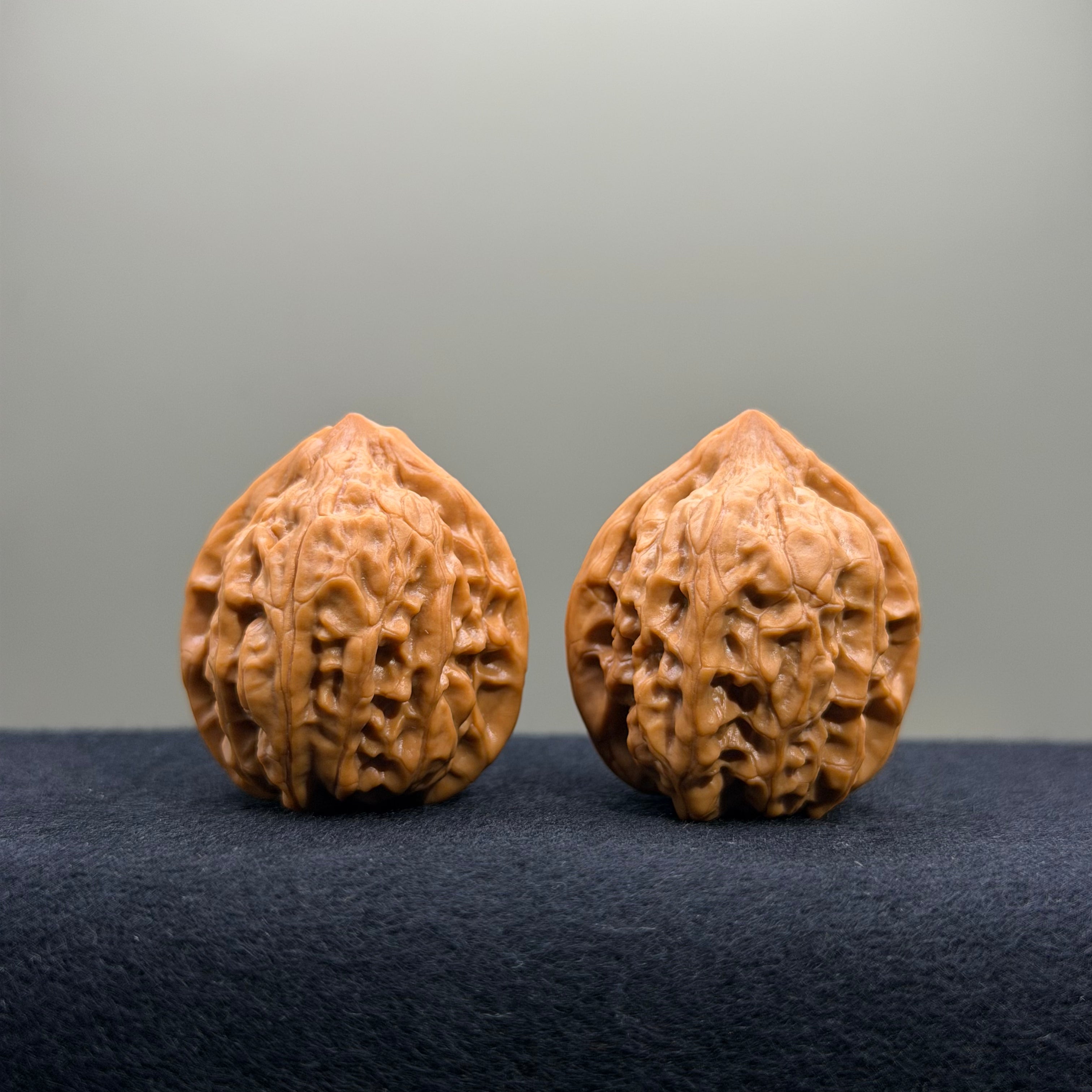 Chicken Heart Wenwan Walnut · 32mm · Natural · Premium Ritual
