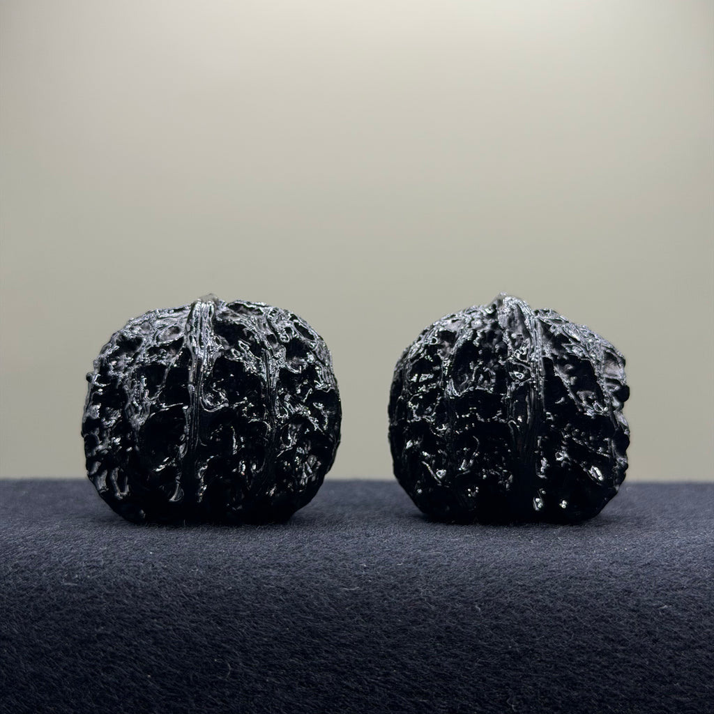 Ground Buried Apple Orchard Wenwan Walnut · 37mm · Natural · Select Ritual