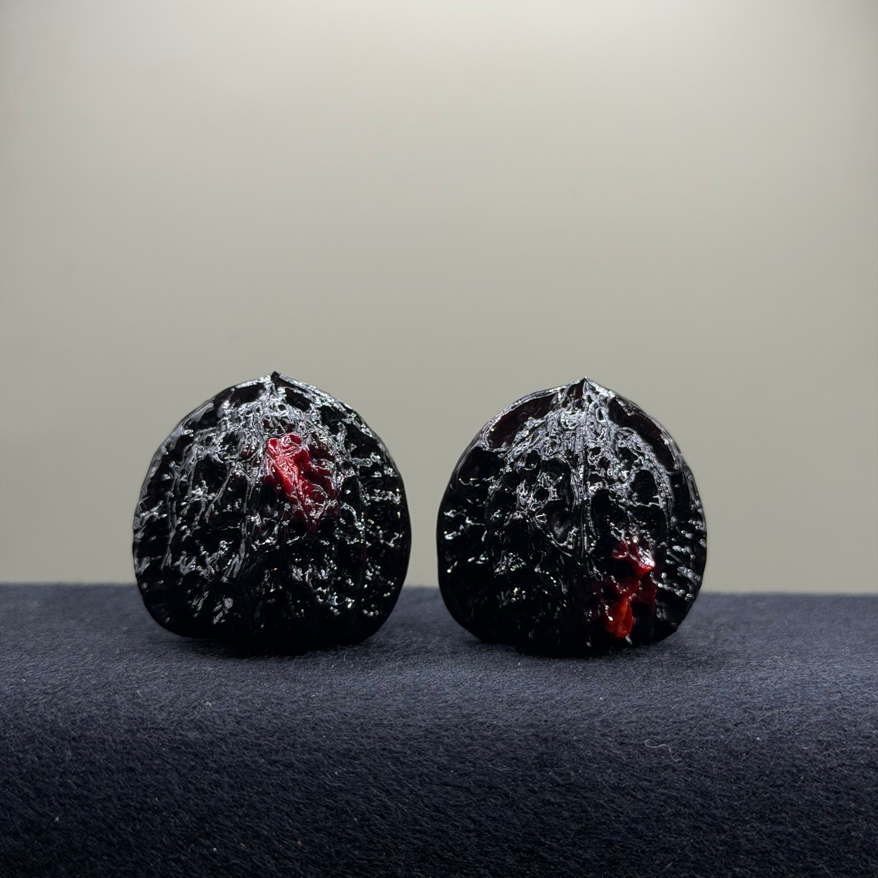 Ground Buried Mist Cloud Wenwan Walnut · 36mm · Select Ritual