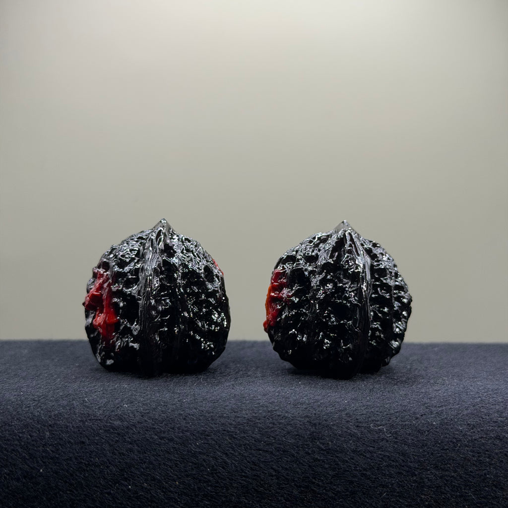 Ground Buried Mist Cloud Wenwan Walnut · 36mm · Select Ritual