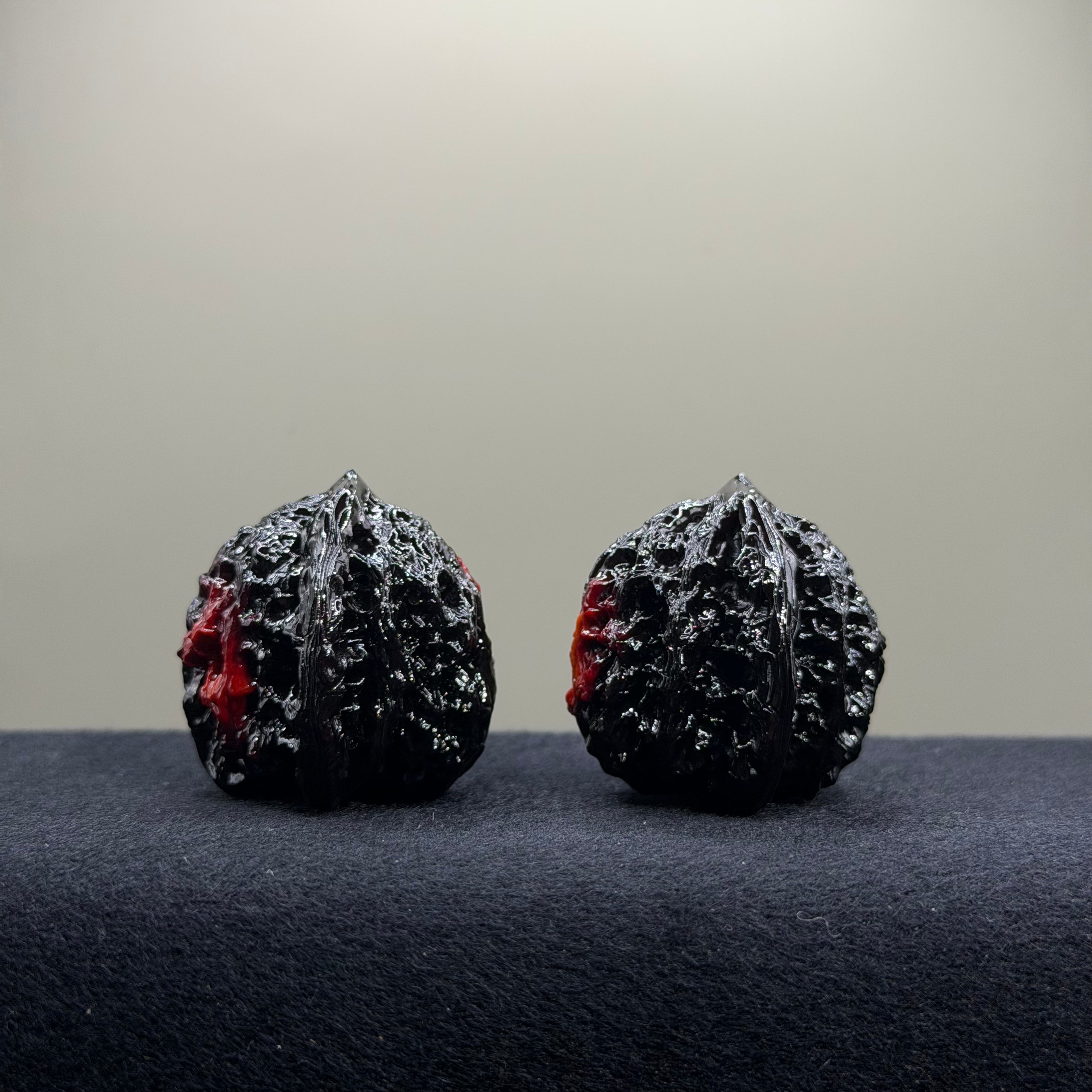 Ground Buried Mist Cloud Wenwan Walnut · 36mm · Select Ritual