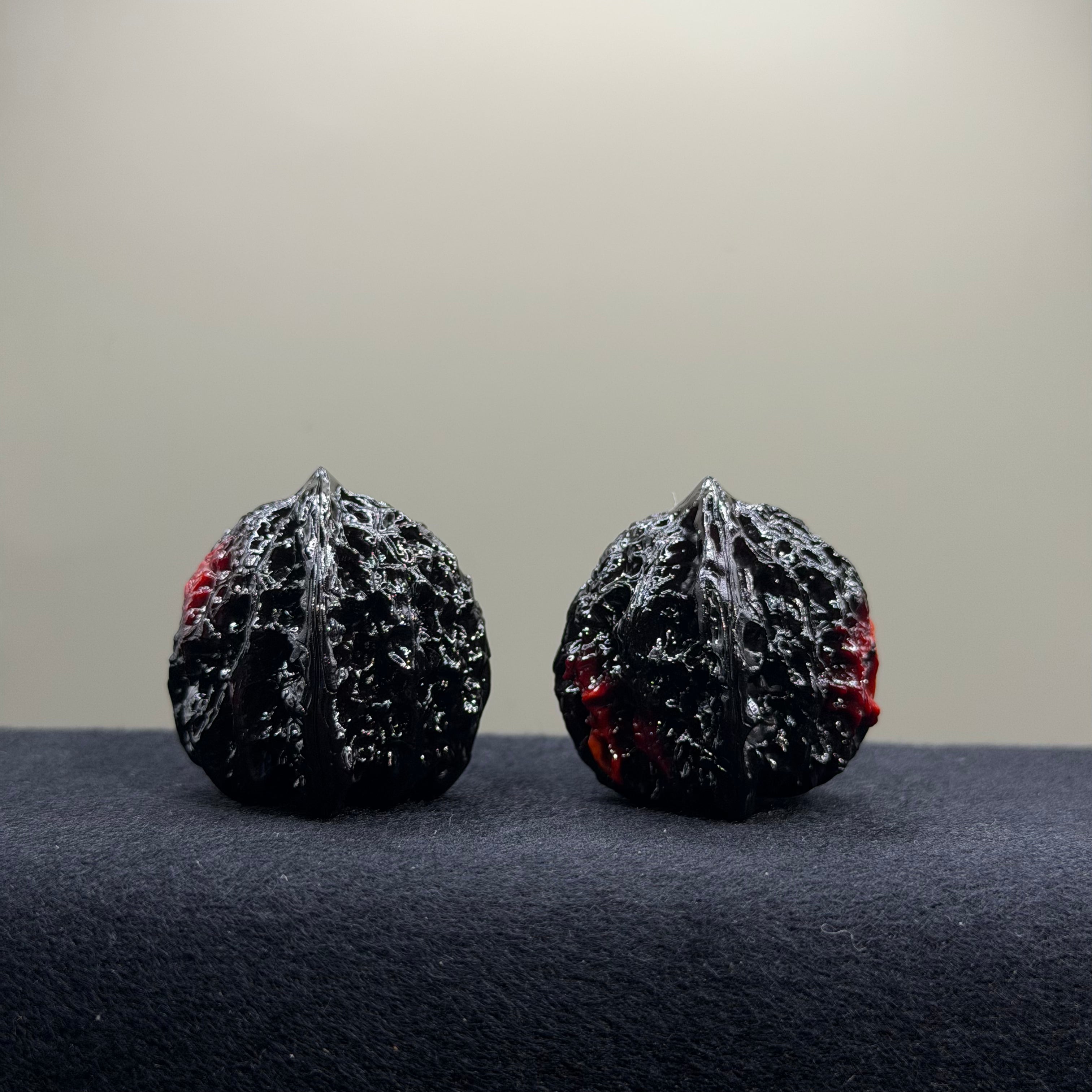 Ground Buried Mist Cloud Wenwan Walnut · 36mm · Select Ritual