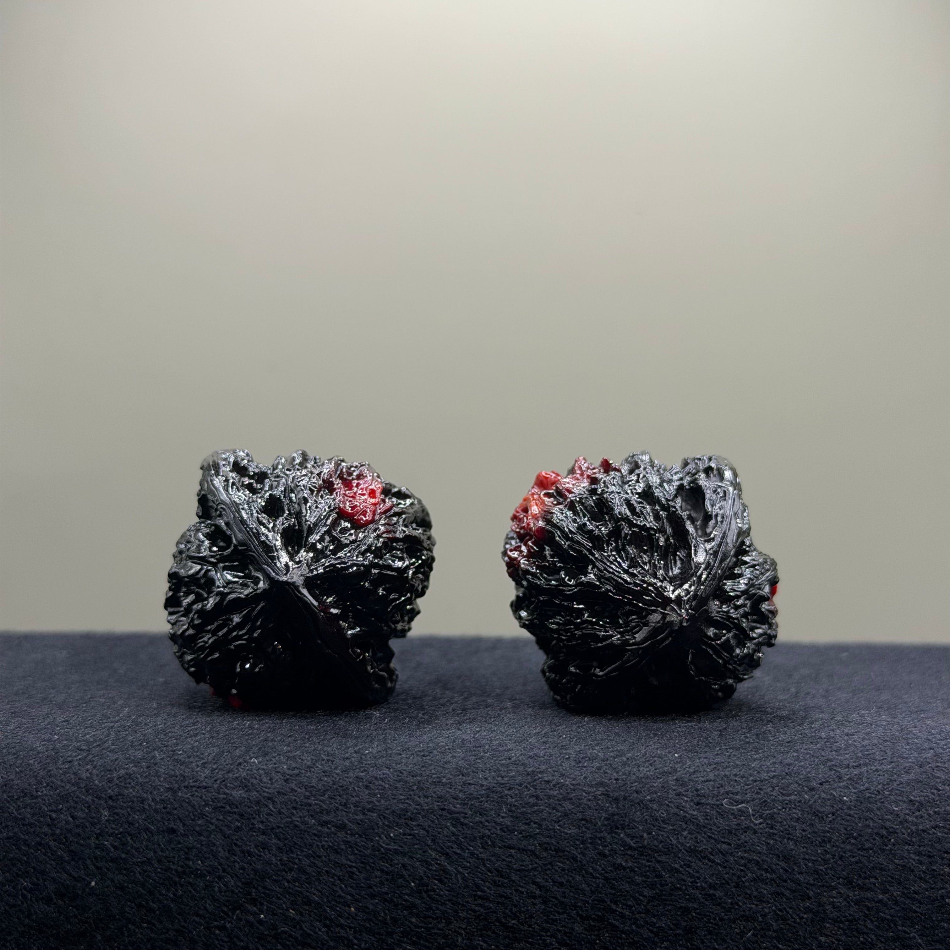 Ground Buried Mist Cloud Wenwan Walnut · 36mm · Select Ritual
