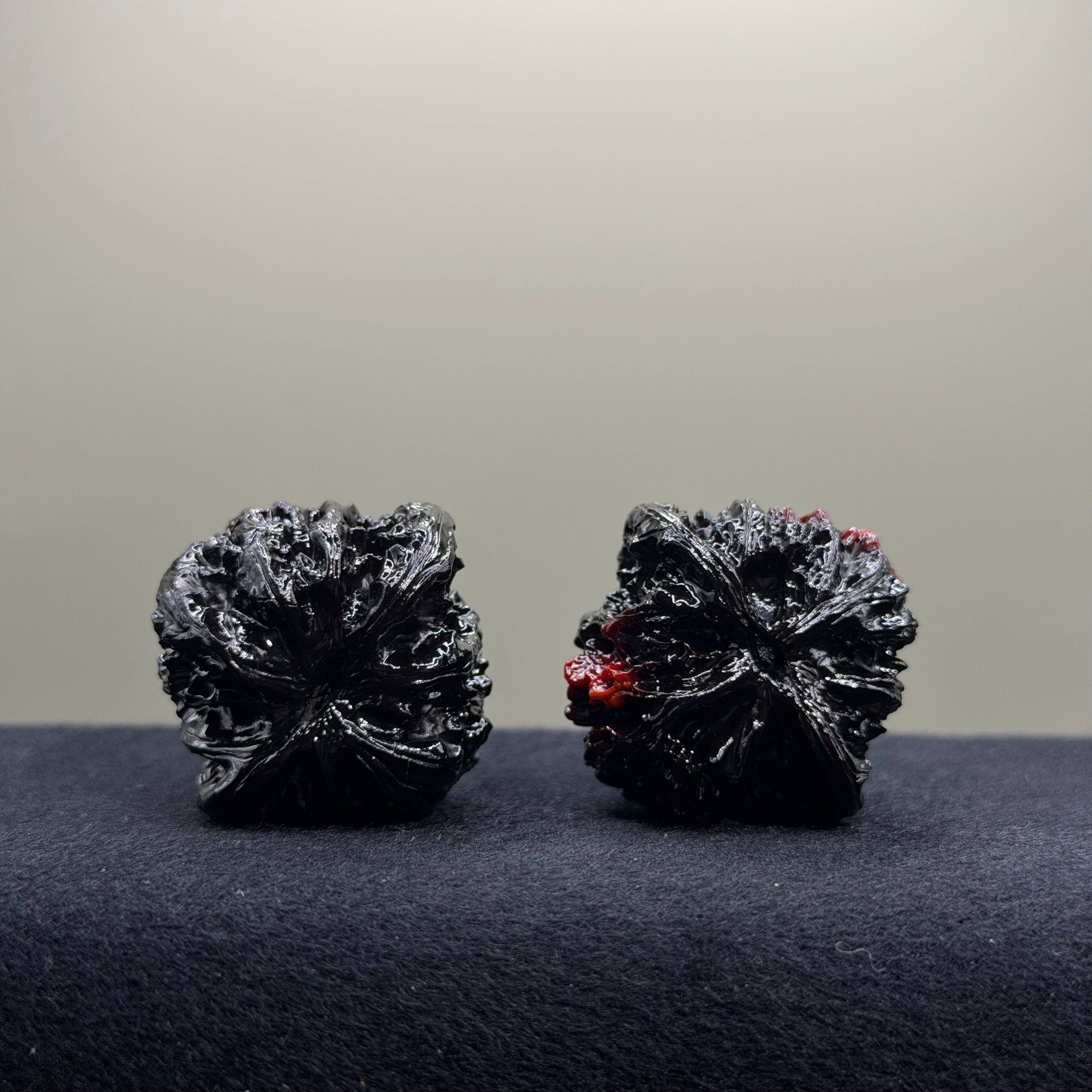 Ground Buried Mist Cloud Wenwan Walnut · 36mm · Select Ritual
