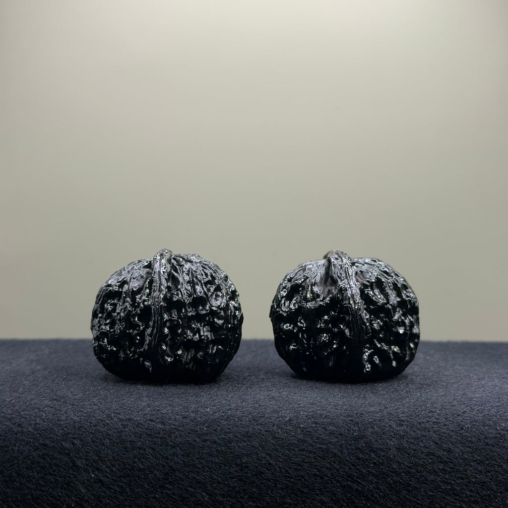 Ground Buried White Lion Wenwan Walnut · 34mm · Select Ritual