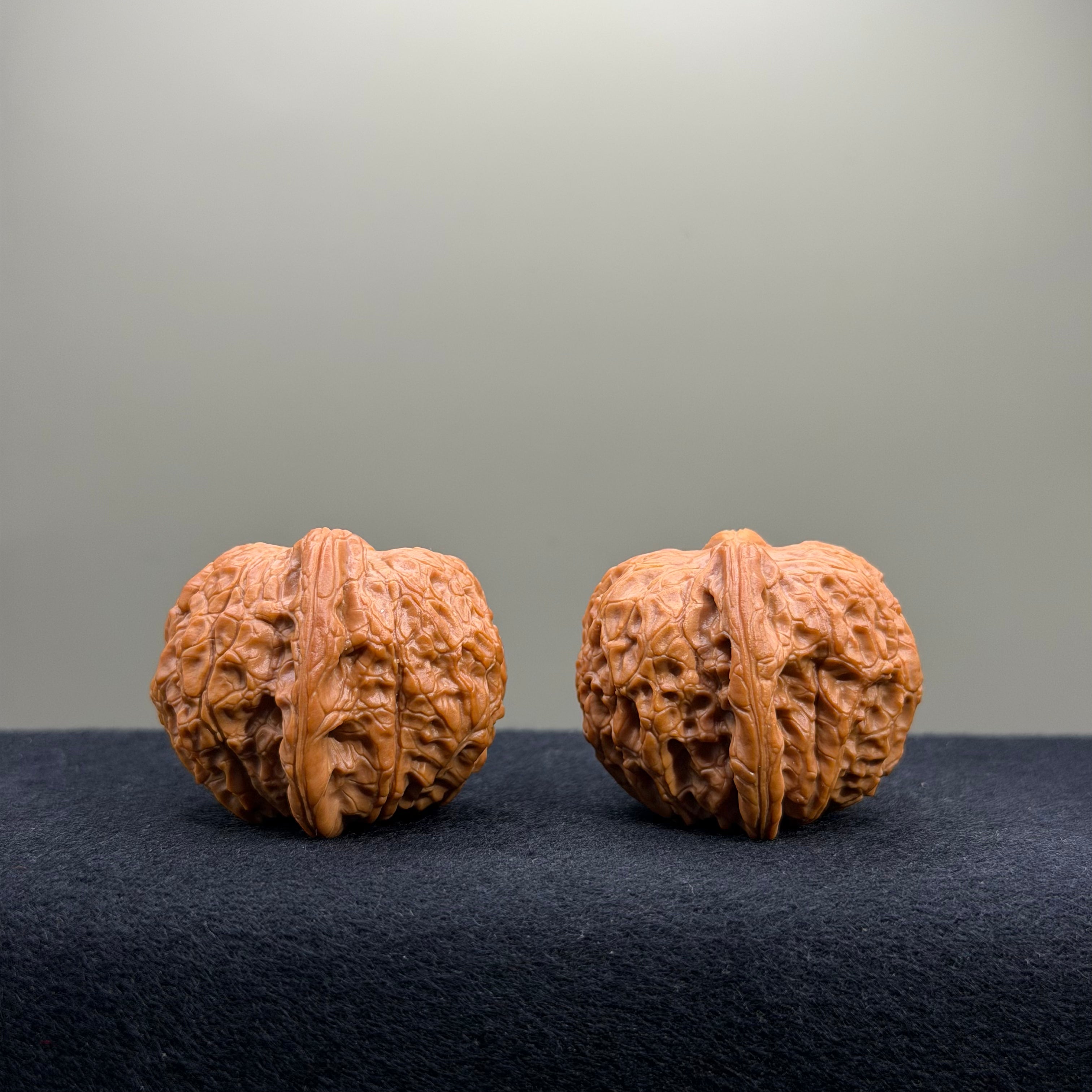 Blood Kirin Wenwan Walnut · 37mm · Select Ritual