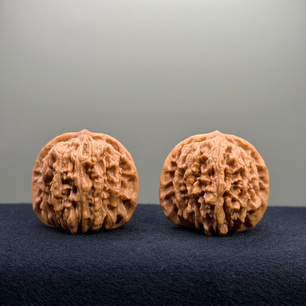 Four Towers Wenwan Walnut · 39mm · Select Ritual