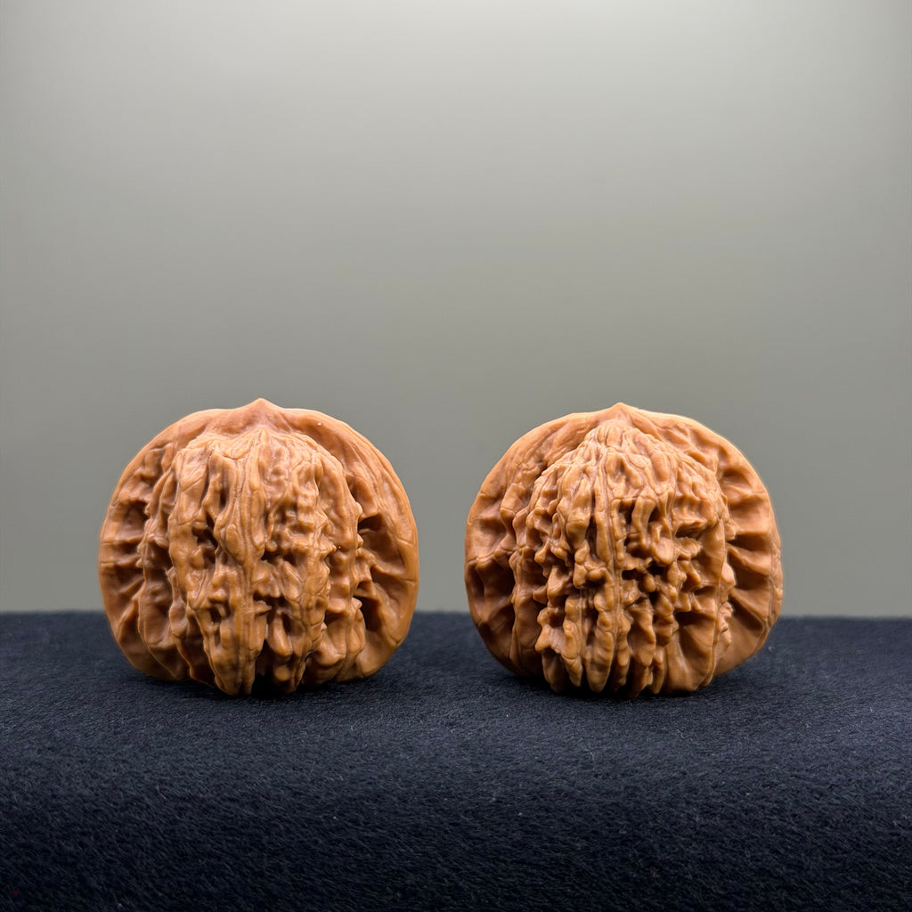 Four Towers Wenwan Walnut · 39mm · Select Ritual