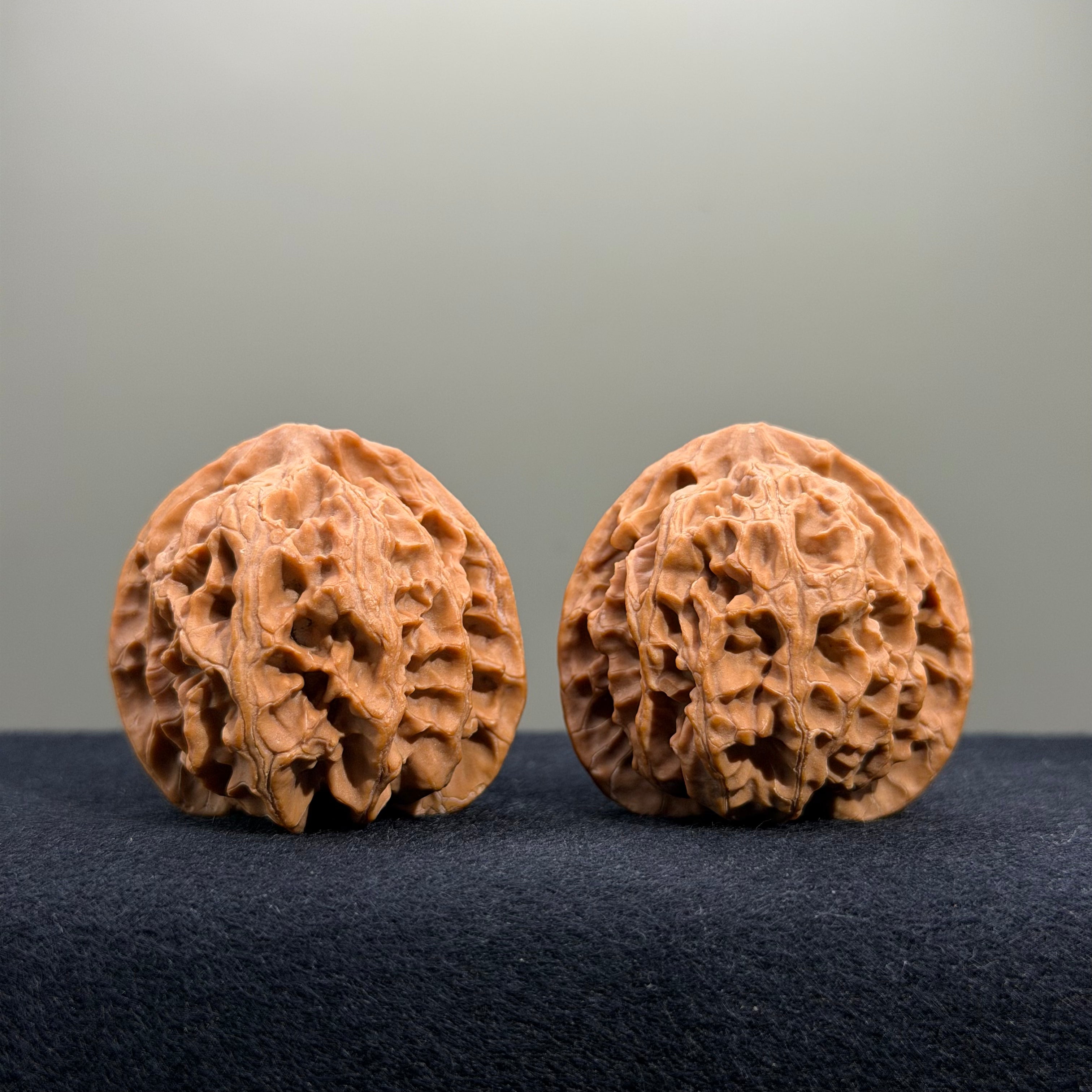Triangular · Apple Orchard Wenwan Walnut · 39mm · Natural · Select Ritual