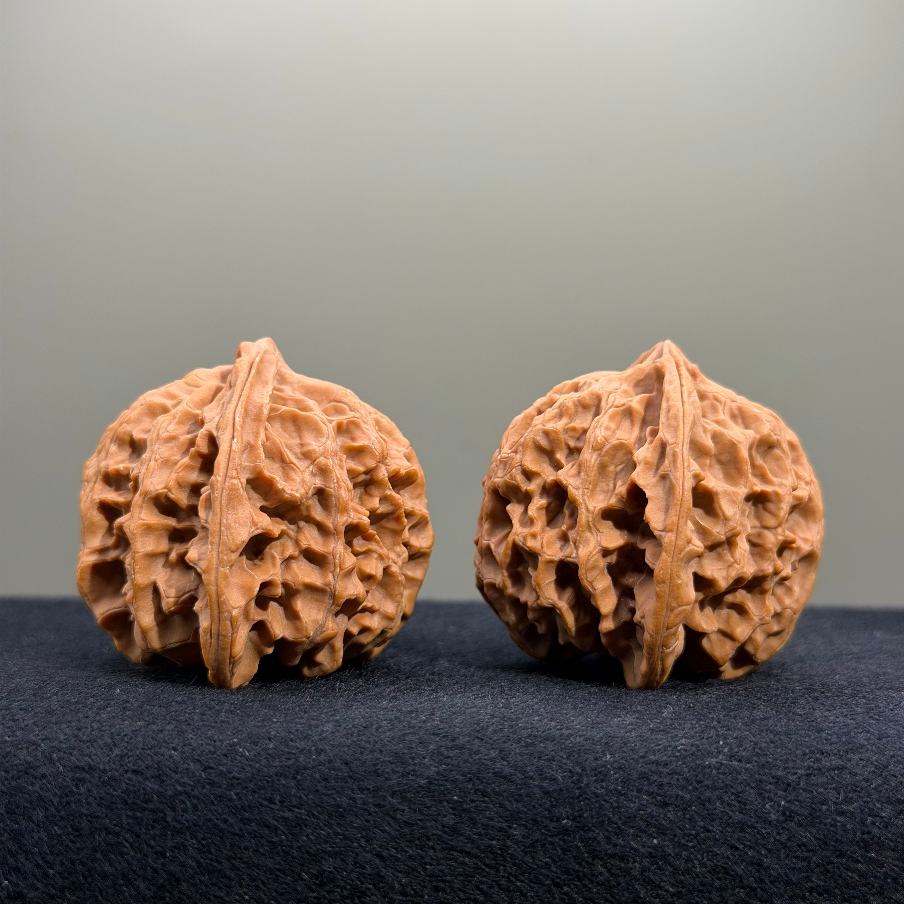 Triangular · Apple Orchard Wenwan Walnut · 39mm · Natural · Select Ritual