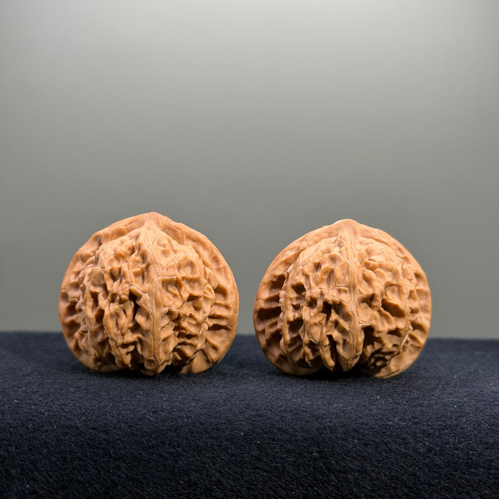 Palace Lantern Wenwan Walnut · 38mm · Natural · Select Ritual