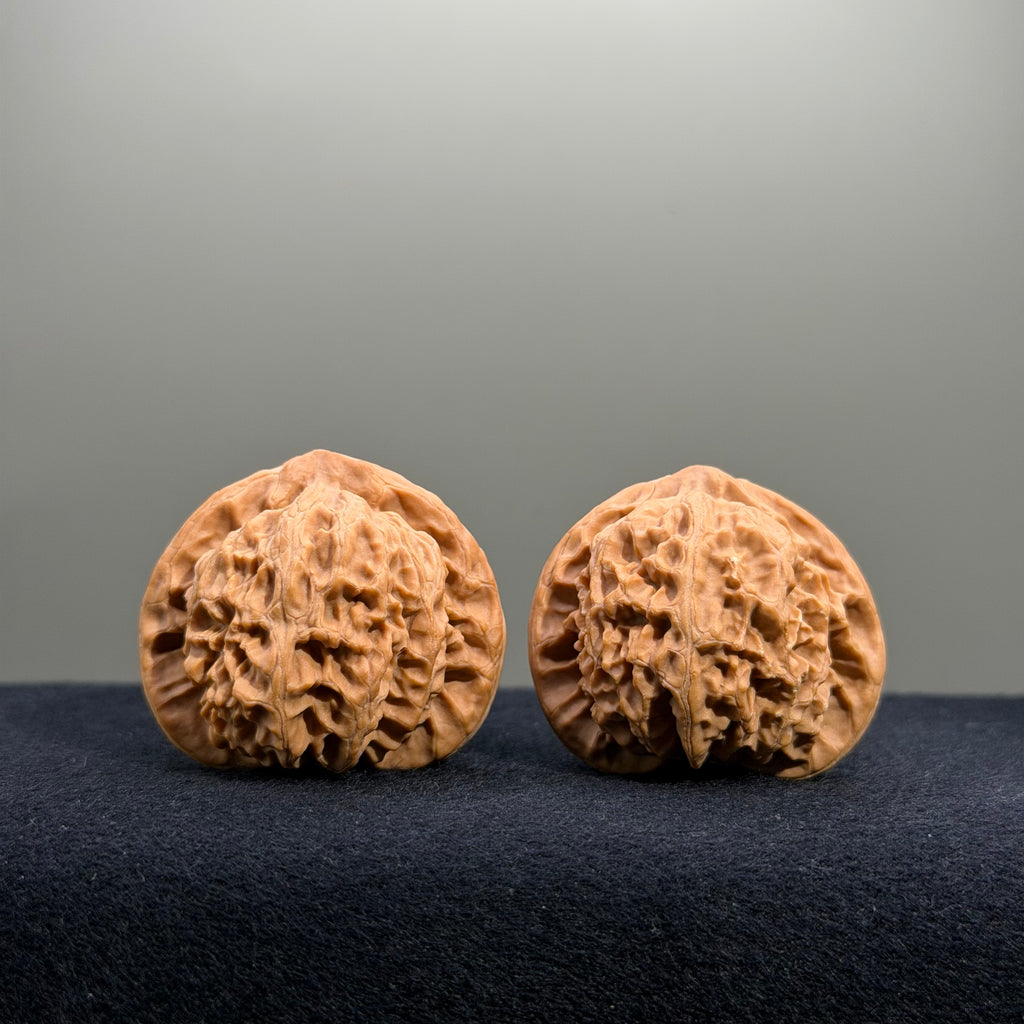 Palace Lantern Wenwan Walnut · 38mm · Natural · Select Ritual
