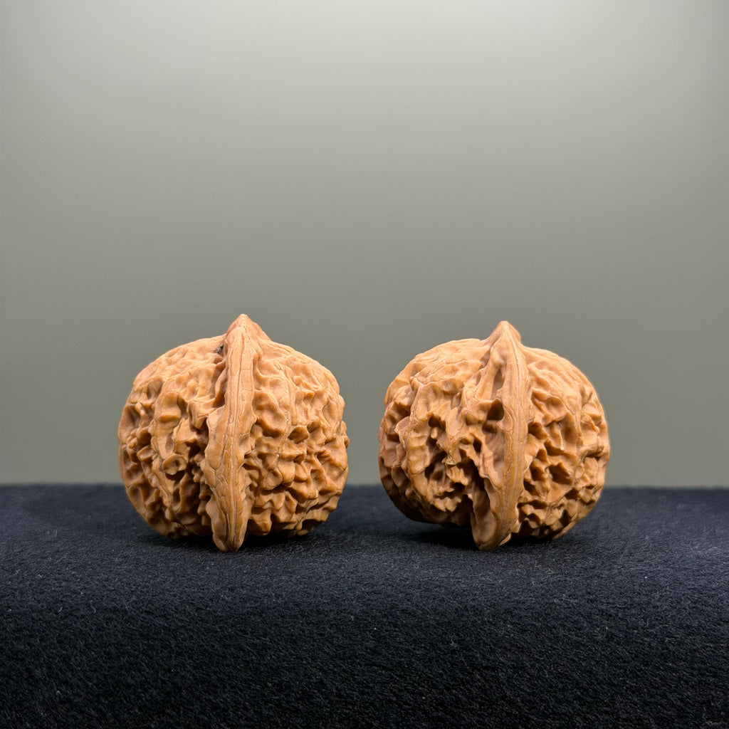 Palace Lantern Wenwan Walnut · 38mm · Natural · Select Ritual