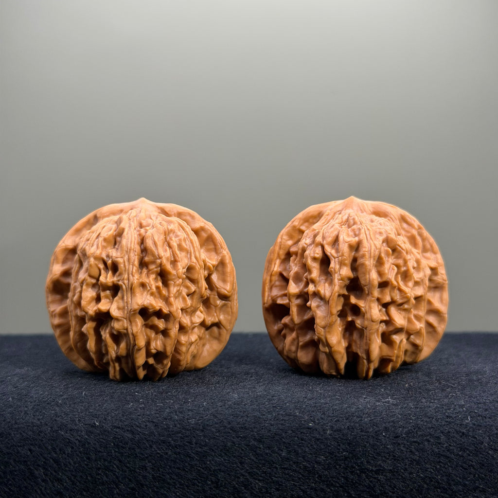 Four Towers Wenwan Walnut · 39mm · Select Ritual