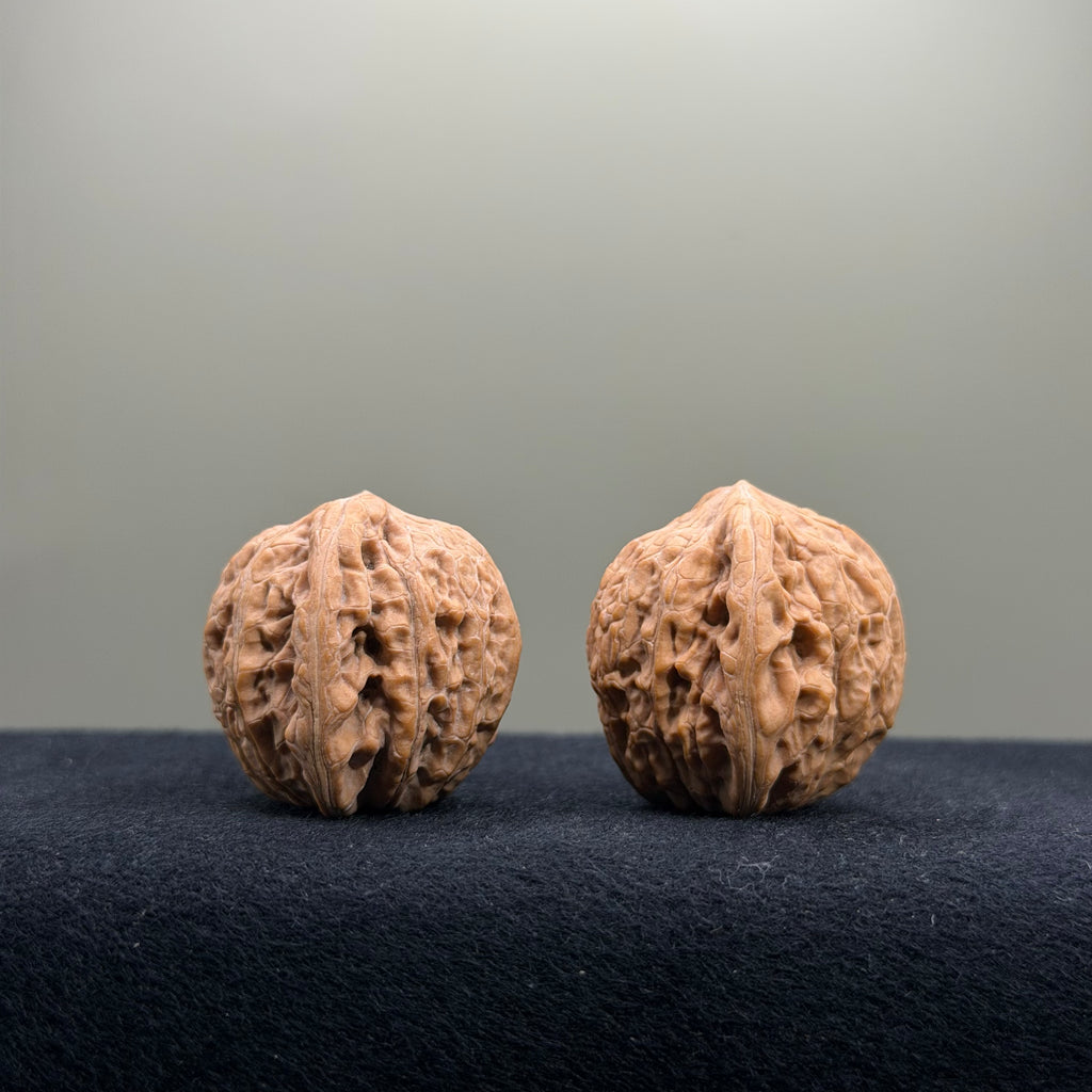 Iron Hammer Wenwan Walnut · 34mm · Natural · Entry Ritual