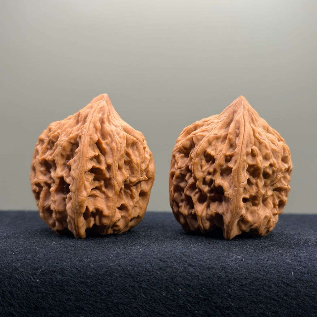 Chicken Heart Wenwan Walnut · 39mm · Natural · Select Ritual