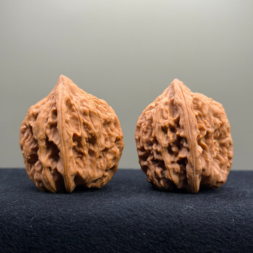 Chicken Heart Wenwan Walnut · 39mm · Natural · Select Ritual