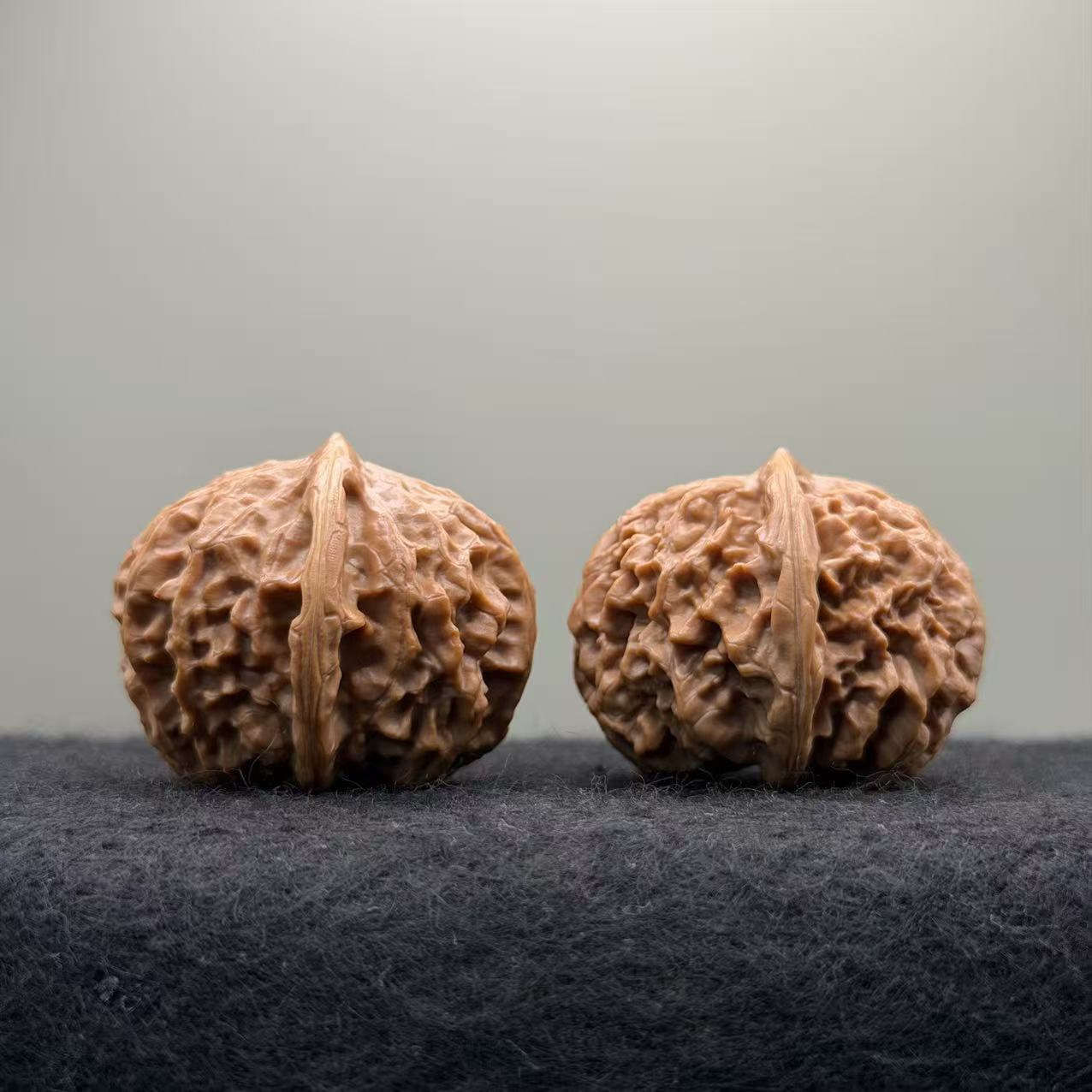 Taihang Ingot Wenwan Walnut · 39mm · Select Ritual