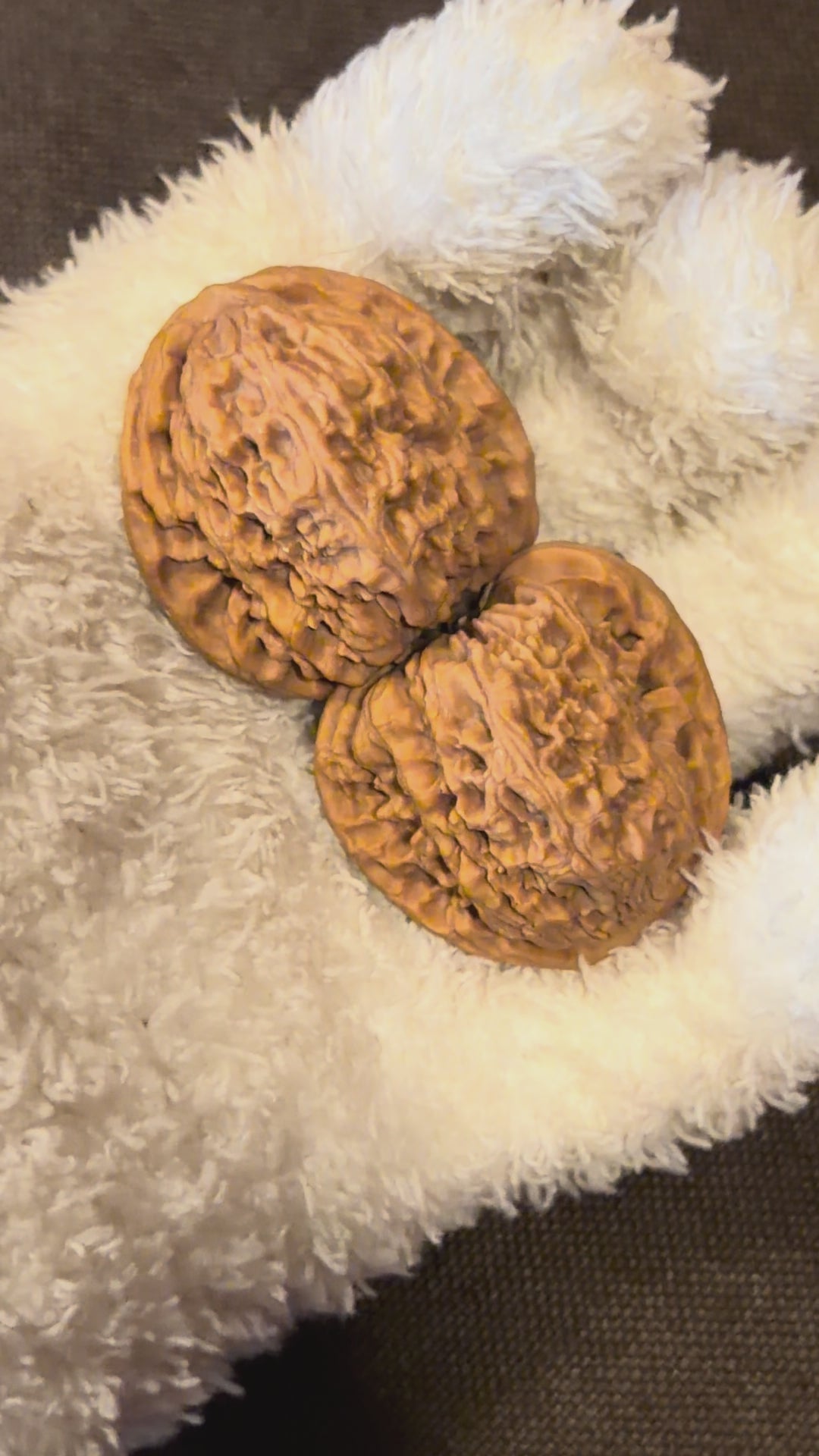 Nanjiang Stone Lion Head Wenwan Walnut