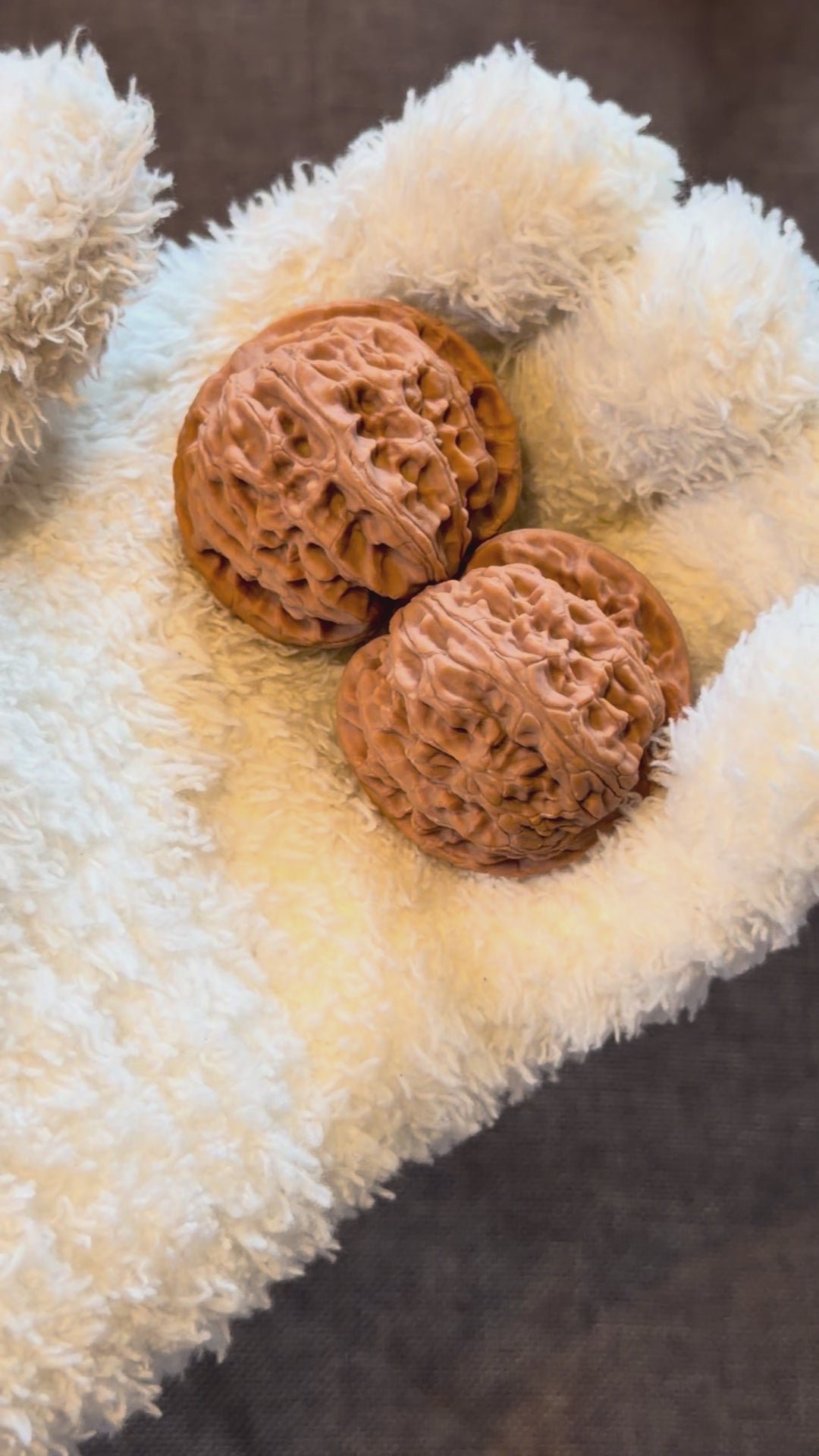 Apple Orchard Wenwan Walnut · 38mm · Natural · Select Ritual