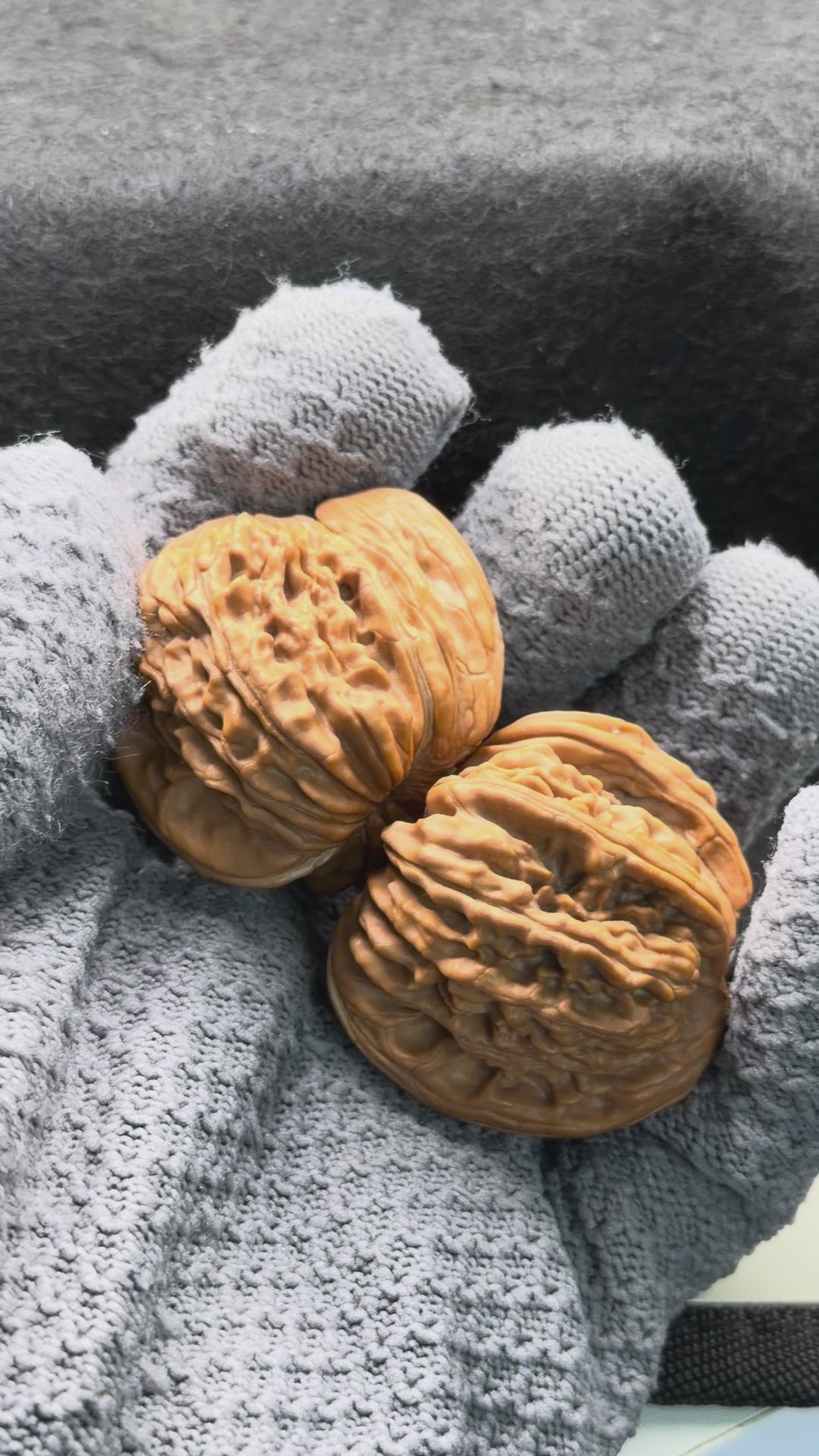 Ox Horn Wenwan Walnut · 42mm · Natural · Collector Ritual