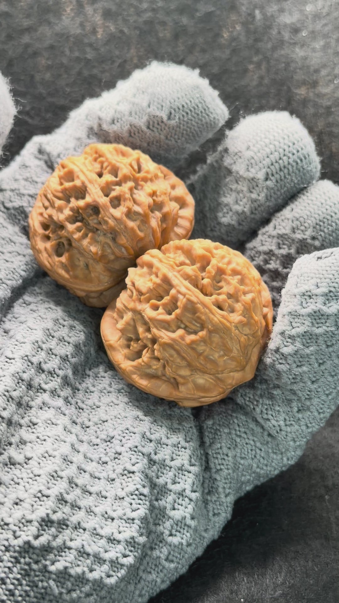 Eve Stone Wenwan Walnut  · 38mm · Natural · Premium Ritual