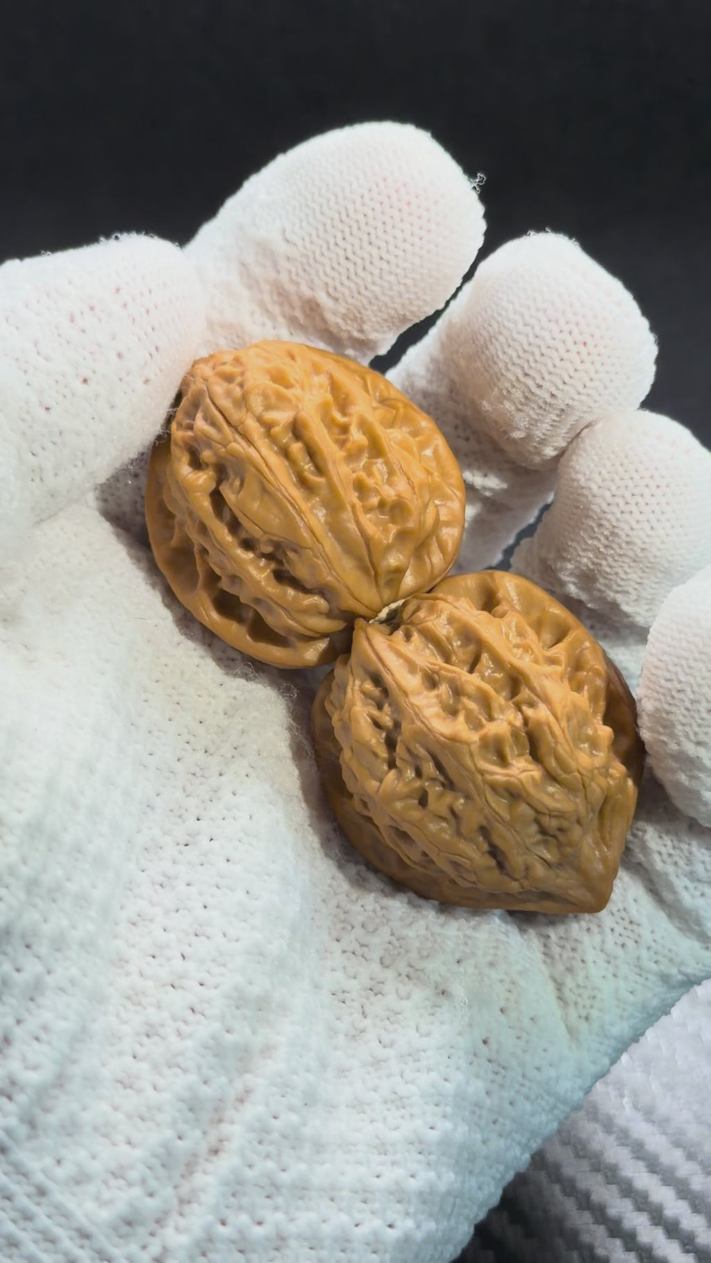 Chicken Heart Wenwan Walnut · 32mm · Natural · Premium Ritual