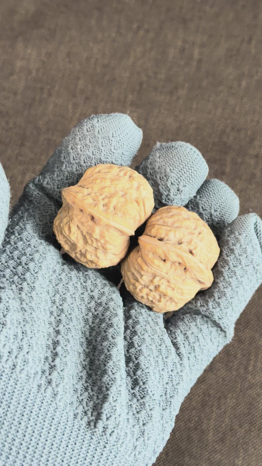 Pumpkin Lion Head Wenwan Walnut