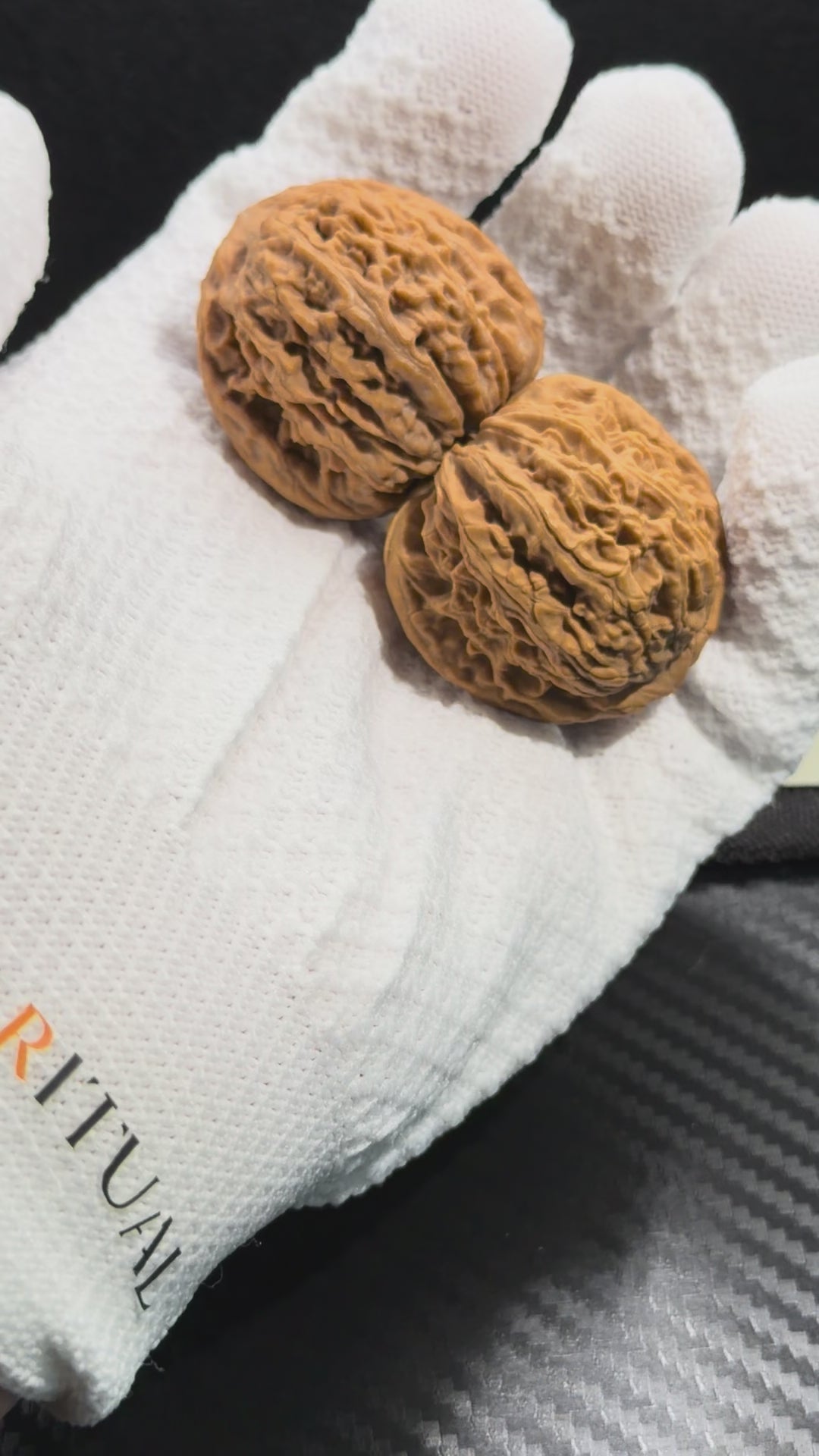 Nanjiang Stone Wenwan Walnut · 37mm · Natural · Premium Ritual