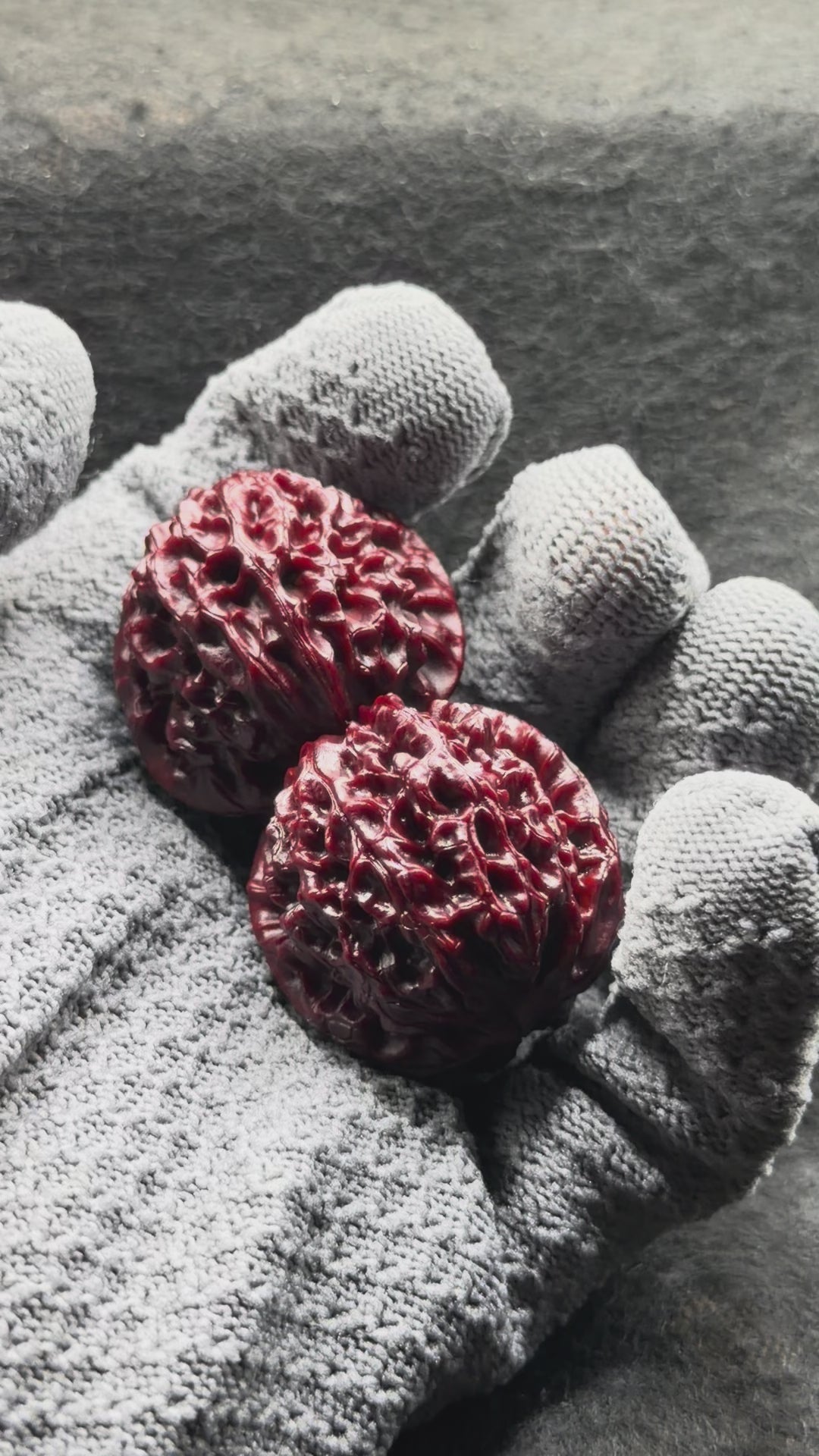 Wine-Red Longan Wenwan Walnut · 34mm · Select Ritual