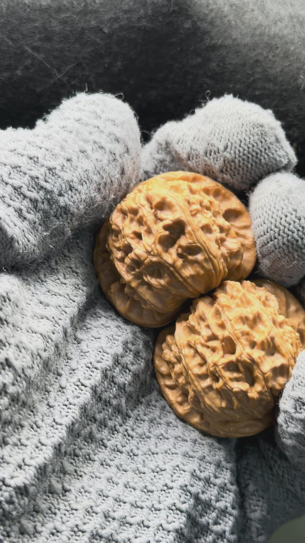 White Lion Wenwan Walnut · 38mm · Select Ritual